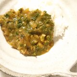 パセリを大量に使ったカレー